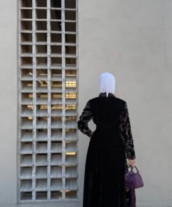 Alternative view of MODEL N’24 يرجى كتابة طول الدراعة في خانة الملاحظات