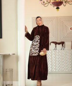 Alternative view of MODEL N.15 | يرجى كتابة طول الدراعة